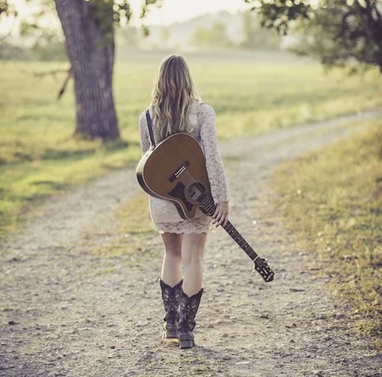 Seventh-Chords-On-Guitar