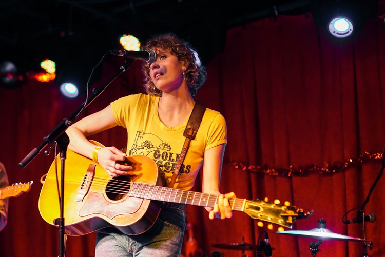 guitar-finger-stretches