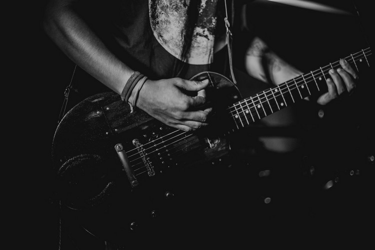 what-beginner-guitar-strings