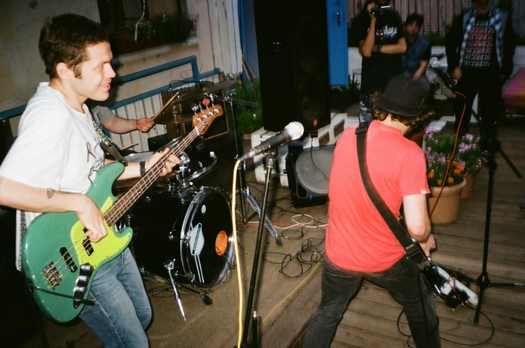 easiest-way-to-play-metal-guitar