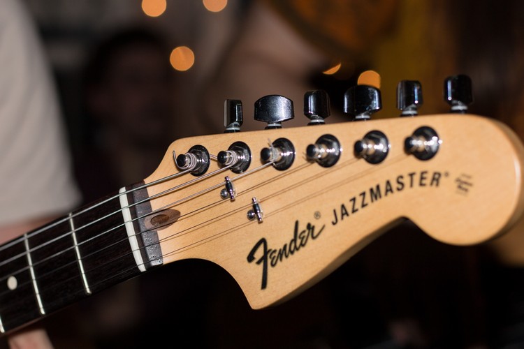 free-online-guitar-lessons