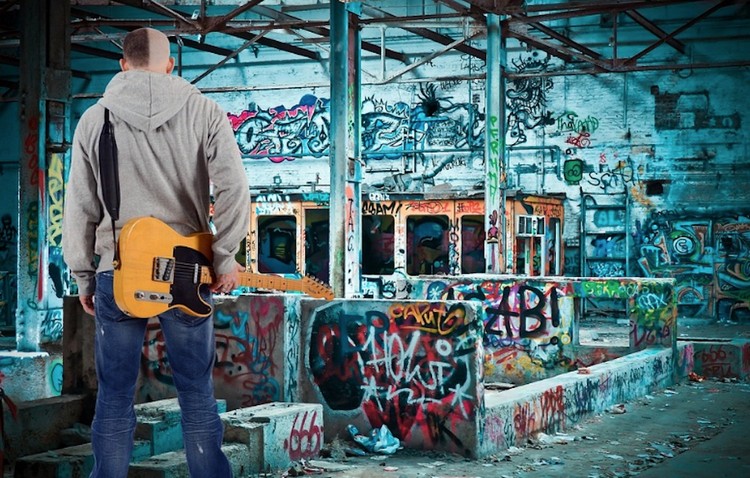 Easy-Songs-To-Sing-And-Play-On-Guitar