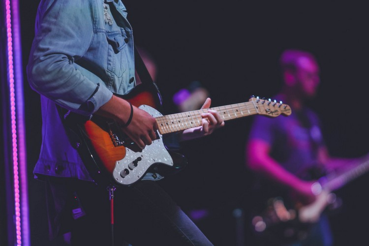 starter-electric-guitar