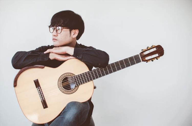 Best-Classical-Guitar-For-Beginners