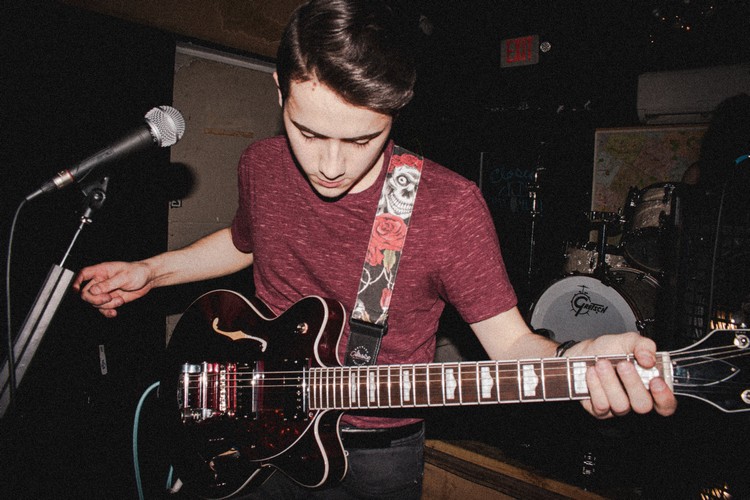cheap-guitar-lessons