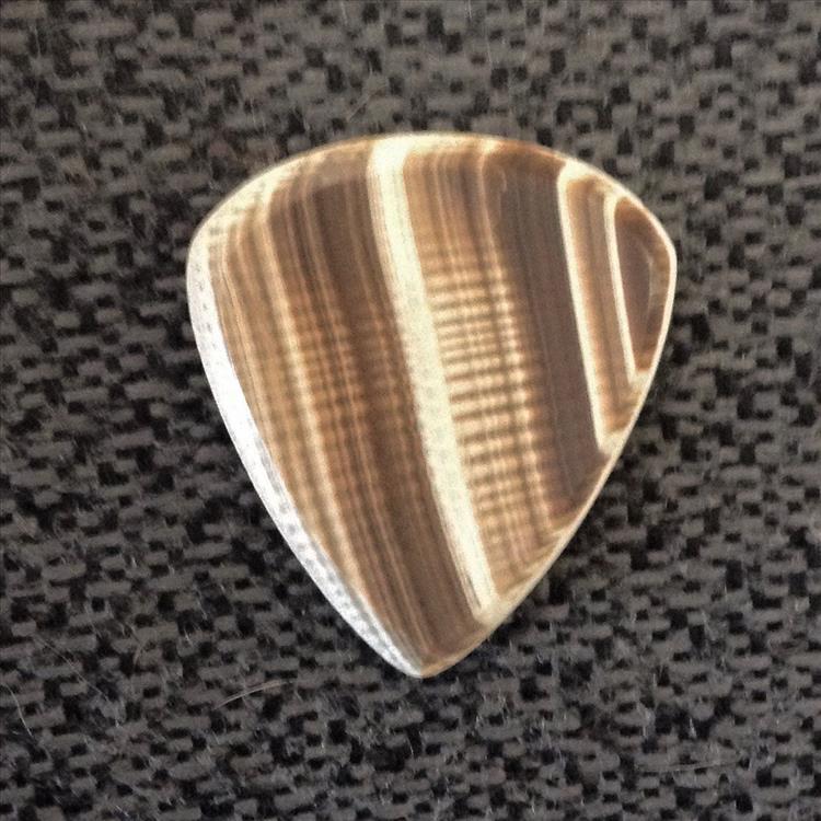 Guitar-Pick-Size