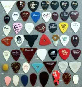 how-to-play-without-a-pick