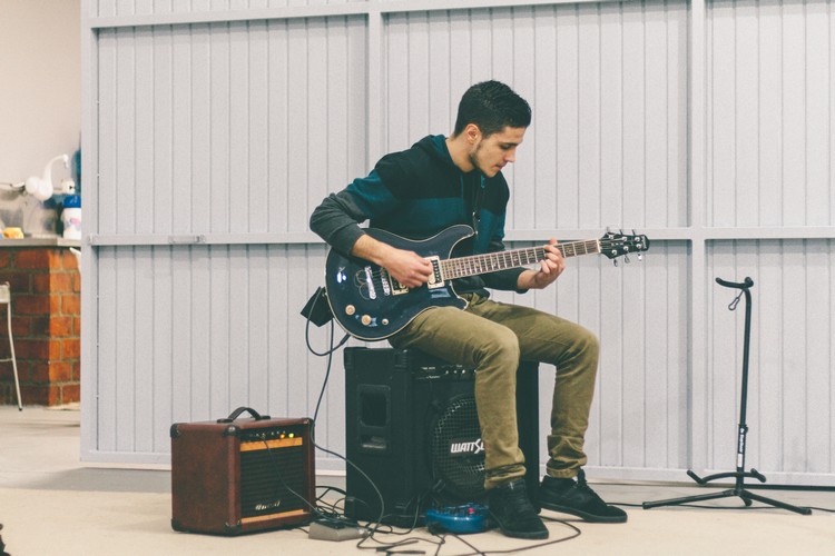 Best-way-to-practice-guitar
