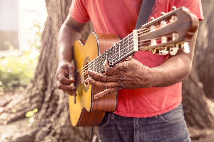 what-guitar-pick-should-i-use