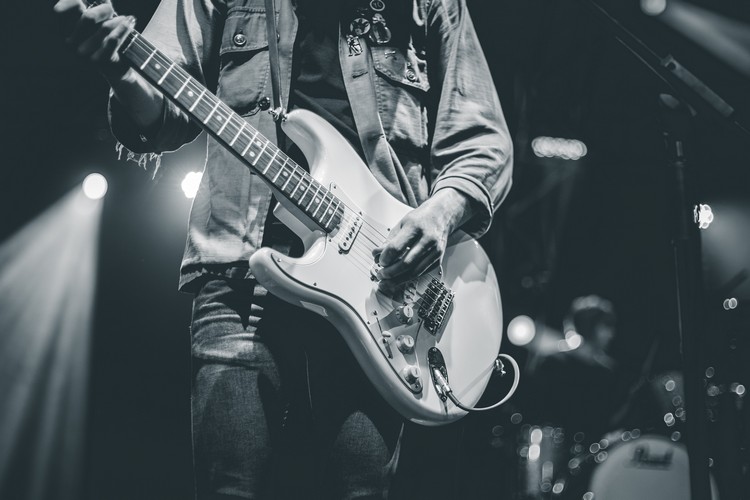 guitar-finger-pressure