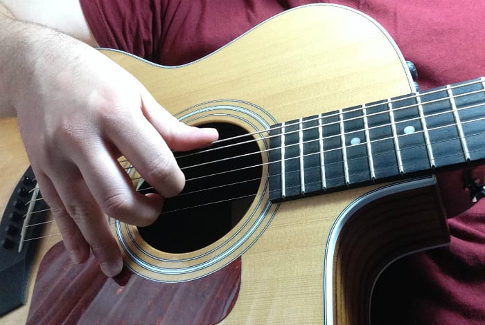 fingerstyle guitar lessons