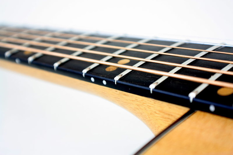classical-guitar-strings