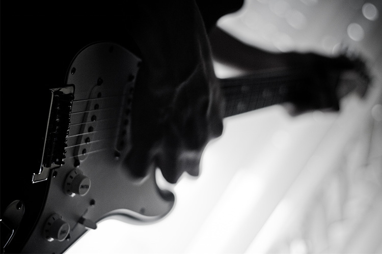 How-to-play-guitar-good