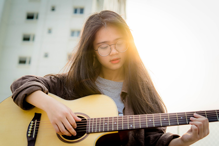 Amaj7-guitar-chord