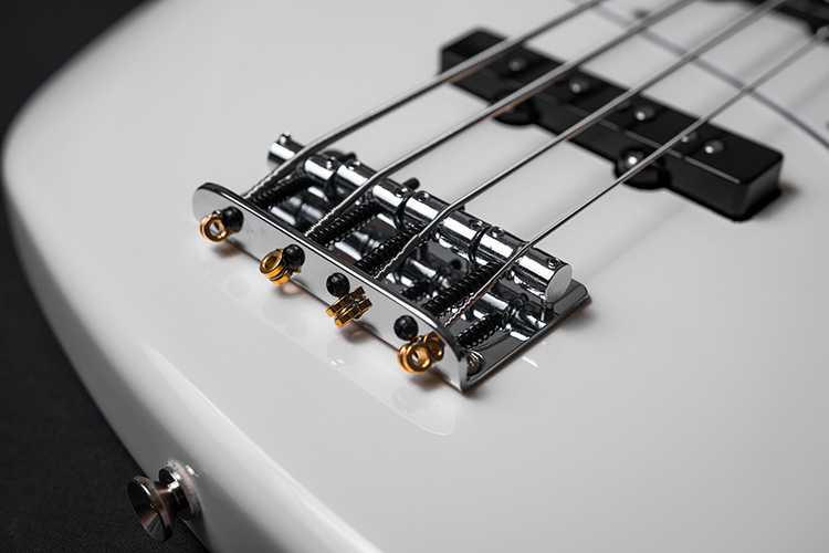 easy-bass-scales