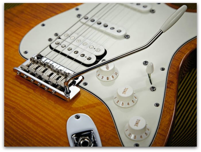 how to play electric guitar